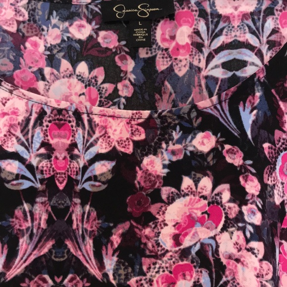 Jessica Simpson Floral Crop Top with Lace - Picture 2 of 2